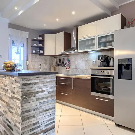 Apartment L&v By Interhome Galižana