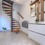 L&v By Interhome