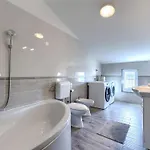 L&v By Interhome