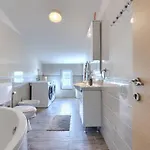 L&v By Interhome *