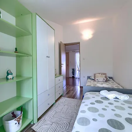 Апартаменты L&v By Interhome