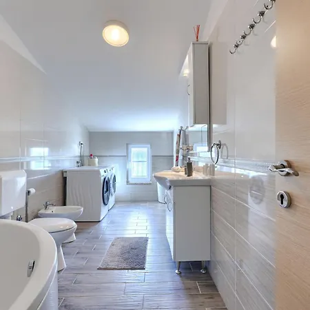 L&v By Interhome *