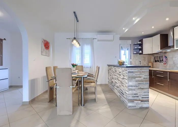 L&v By Interhome Apartmán